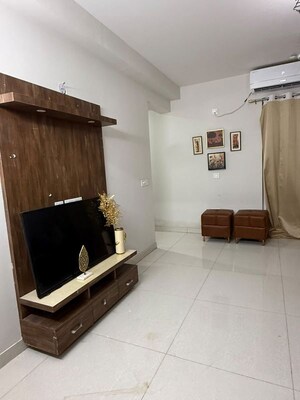 Furnished Amenities in 3 BHK Apartment at Eldeco Live By The Greens, Sector 150 – for Rent