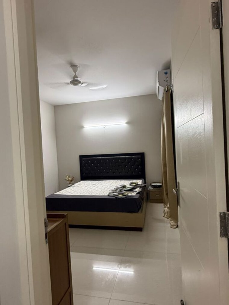 Bathroom, eldeco-live-by-the-greens 3 Bedroom 1404 Sq.Ft. Apartment In Sector 150 Noida 10774168