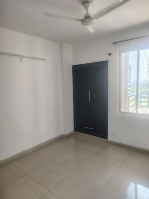 Room in 2 BHK Apartment at Stellar Mi Citihomes, Omicron Iii Greater Noida – for Sale