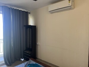 Room in 2 BHK Apartment at MGH Mulberry County, Sector 70 – for Rent