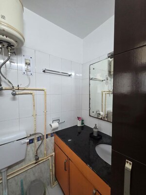 Team Area in 4 BHK Builder Floor at Sector 55 – for Rent