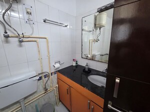 Team Area in 4 BHK Builder Floor at Sector 55 – for Rent