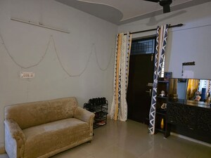 Living Room in 4 BHK Builder Floor at Sector 55 – for Rent