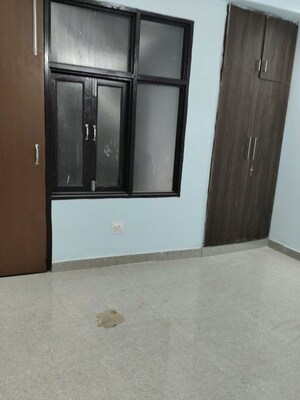 Room in 1 BHK Apartment at Saket – for Rent