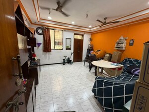 Parking in 1 BHK Apartment at Mohini Mansion Colaba, Colaba – for Rent