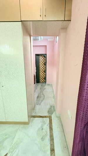 Building Lobby in 4 BHK Builder Floor at Sector 55 – for Rent