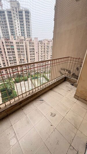  Apartment For Sale in Ajnara Le Garden, Sector 16b Greater Noida