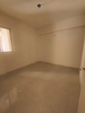 Room in 2 BHK Apartment at MRG The Meridian, Sector 89 – for Rent