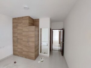 Room in 3 BHK Apartment at Hennur – for Rent