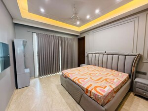 Bedroom in 3 BHK Builder Floor at Sector 57 – for Sale