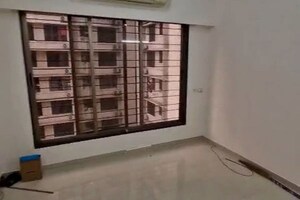 Room in 2 BHK Apartment at SKG Eastern Winds, Kurla East – for Rent