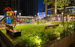 5 BHK Apartment – Garden View at Vesu - for Rent