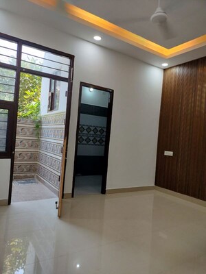 Room in 1 BHK Apartment at Sector 115 – for Sale