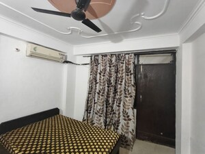 1 BHK Builder Floor For Rent in Saket