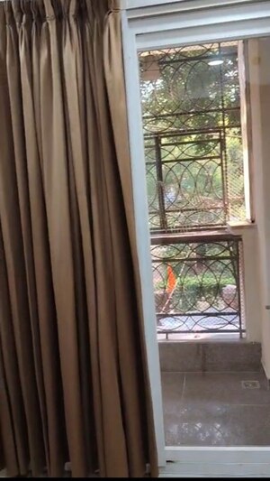 Balcony in 2 BHK Builder Floor at Lajpat Nagar I – for Rent