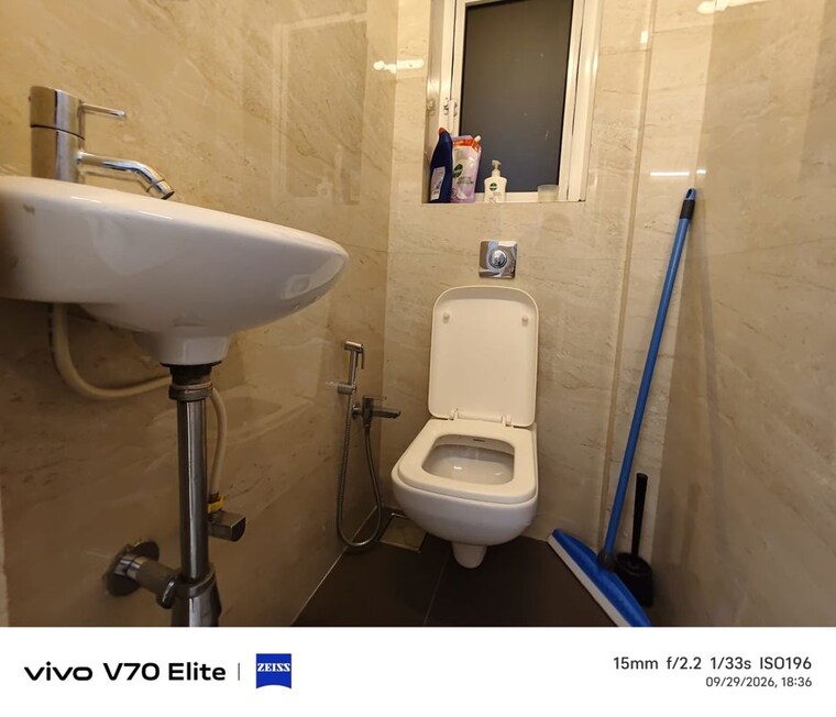Bathroom, hiranandani-gardens-cypress 1 Bedroom 550 Sq.Ft. Apartment In Powai Mumbai 10774429