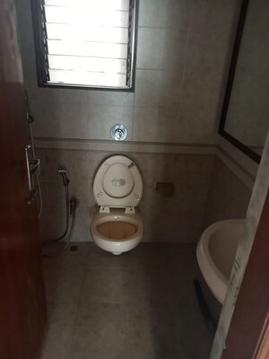 Bathroom in 2 BHK Apartment at Greenfield CHS, Santacruz West – for Sale
