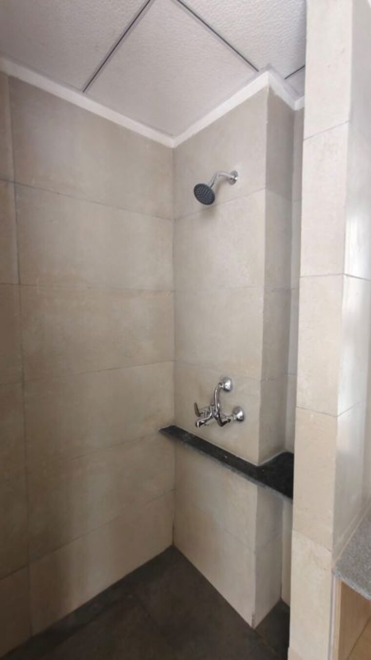 Bathroom, gaur-aerocity 1 RK 485 Sq.Ft. Apartment In Gaur Yamuna City Greater Noida 10774433