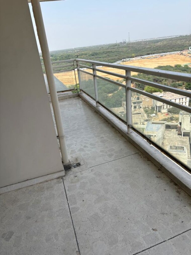 Balcony, dlf-park-place 3 Bedroom 2282 Sq.Ft. Apartment In Sector 54 Gurgaon 10774218