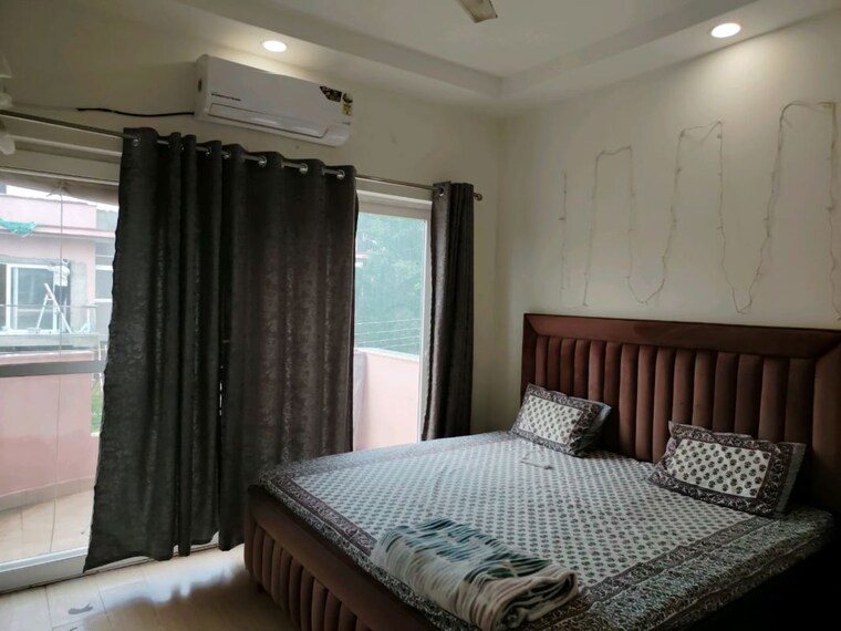 Bedroom, uppal-southend 2.5 Bedroom 180 Sq.Yd. Builder Floor In Sector 49 Gurgaon 10774446
