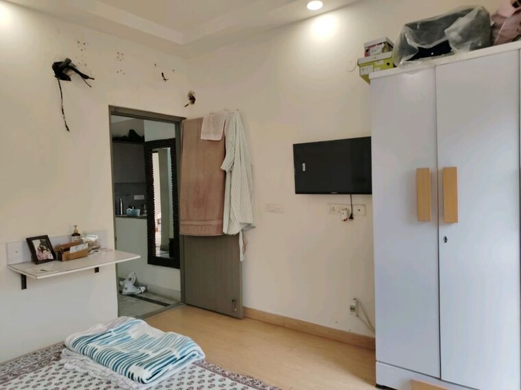 Bathroom, uppal-southend 2.5 Bedroom 180 Sq.Yd. Builder Floor In Sector 49 Gurgaon 10774446