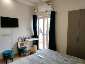 Living Room in 2.5 BHK Builder Floor at Uppal Southend, Sector 49 – for Sale