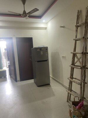 Furnished Amenities in 2 BHK Builder Floor at Dharam Colony – for Rent