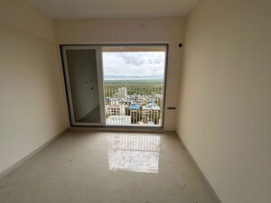 Room in 1 BHK Apartment at Wadhwa Wise City, Old Panvel – for Rent