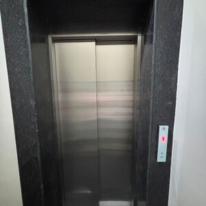 Bathroom in 3 BHK Builder Floor at Signature Global Signum 93, Sector 93 – for Rent