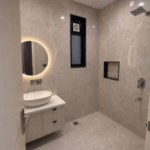 Bathroom in 3 BHK Builder Floor at Signature Global Signum 93, Sector 93 – for Rent