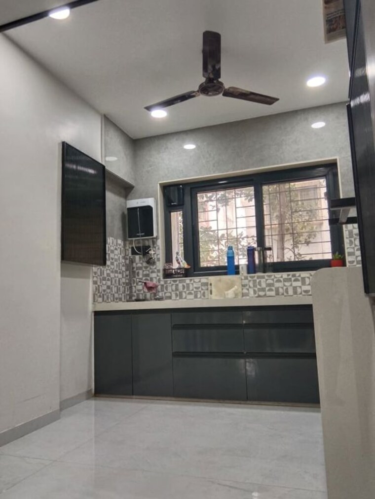 Kitchen, shreeji-paradise 2 Bedroom 800 Sq.Ft. Apartment In Aundh Pune 10774492