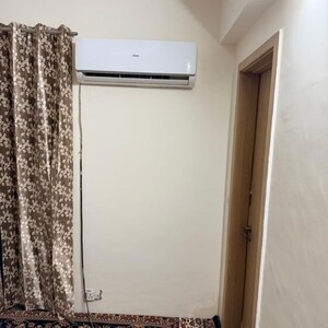 Building Lobby in 3 BHK Builder Floor at DLF Garden City Plots I, Meoka – for Rent