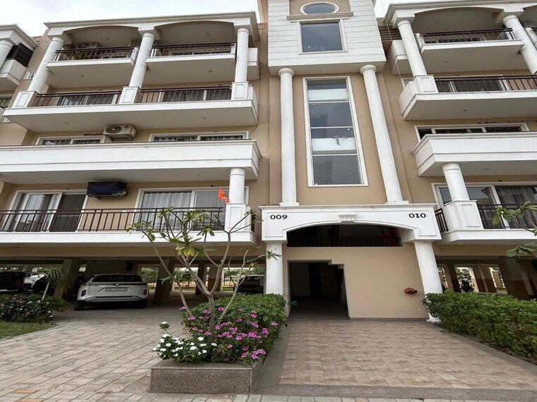 Exterior View, sushma-valencia 3 Bedroom 1800 Sq.Ft. Apartment In International Airport Road Zirakpur 10774495