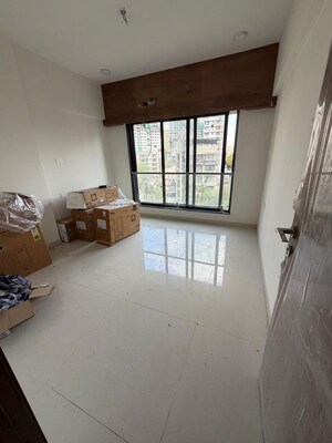 Room in 2 BHK Apartment at Kukreja Golf Scappe, Chembur – for Rent
