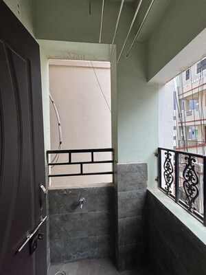 Balcony in 1 BHK Builder Floor at Kondapur – for Rent