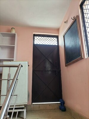 Furnished Amenities in 2 BHK Builder Floor at Shahdara – for Sale