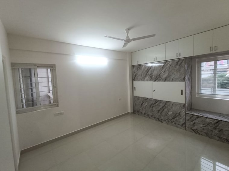 Room, smr-vinay-gateway 2.5 Bedroom 1470 Sq.Ft. Apartment In Yelahanka Bangalore 10774577