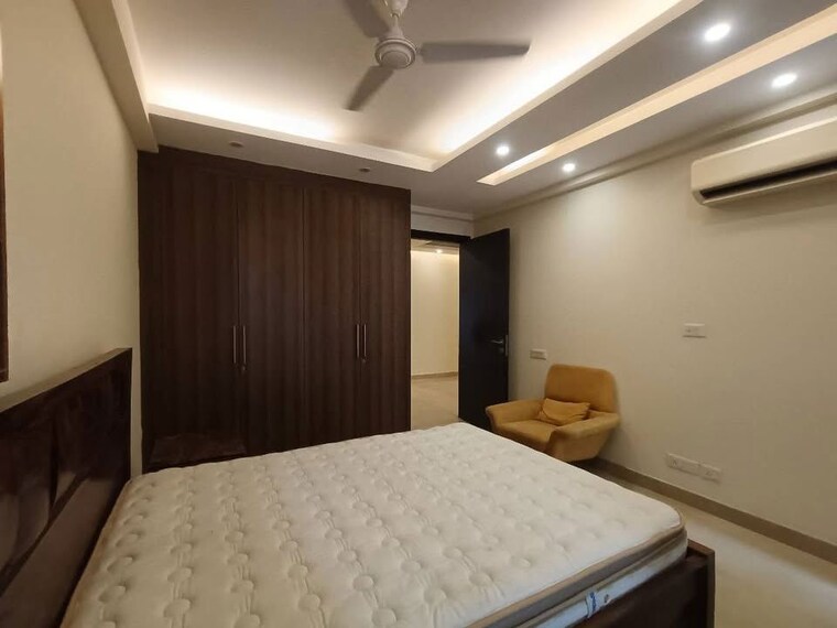 Bedroom, greater kailash i 3 Bedroom 208 Sq.Yd. Builder Floor In Greater Kailash I Delhi 10774585