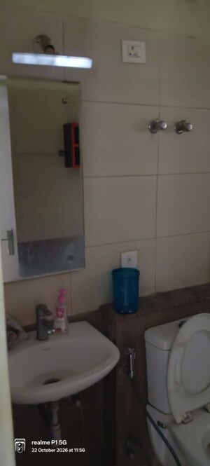 Bathroom in 3.5 BHK Apartment at Stellar Mi Citihomes, Omicron Iii Greater Noida – for Rent