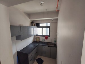 Kitchen in 1.5 BHK Apartment at Kalpataru Elitus, Mulund West – for Rent