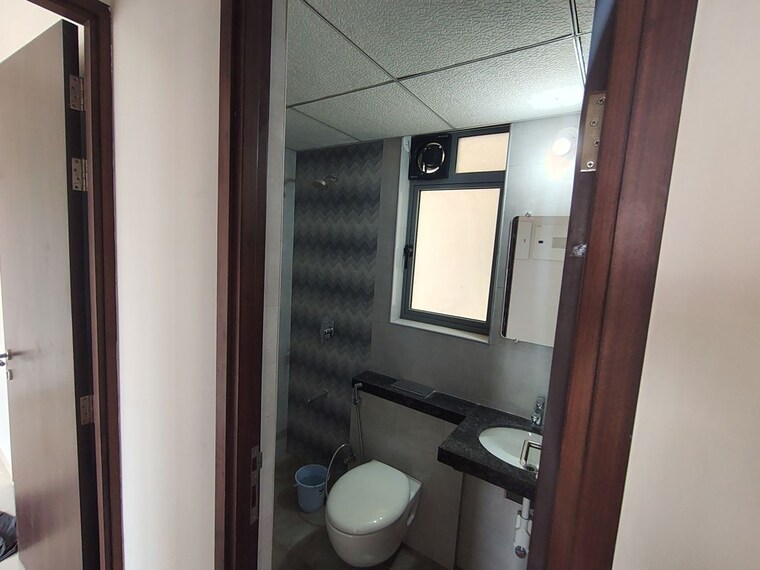 Bathroom, kalpataru-elitus 1.5 Bedroom 490 Sq.Ft. Apartment In Mulund West Mumbai 10774598