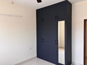 Room in 3.5 BHK Apartment at Avalon Park At The Prestige City, Sarjapur Road – for Rent