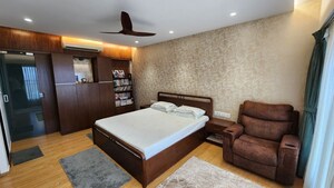 Bedroom in 4 BHK Apartment at Hubtown Ruby, Andheri West – for Rent