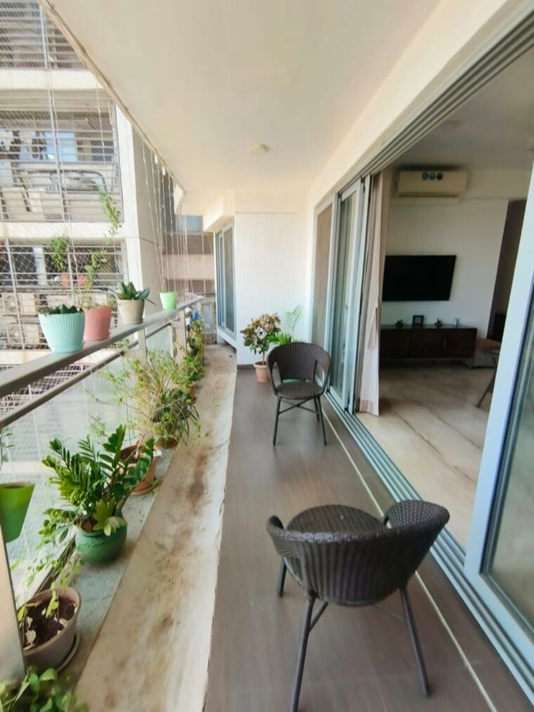 Balcony, radius-imperial-heights 3.5 Bedroom 1900 Sq.Ft. Apartment In Goregaon West Mumbai 10774615