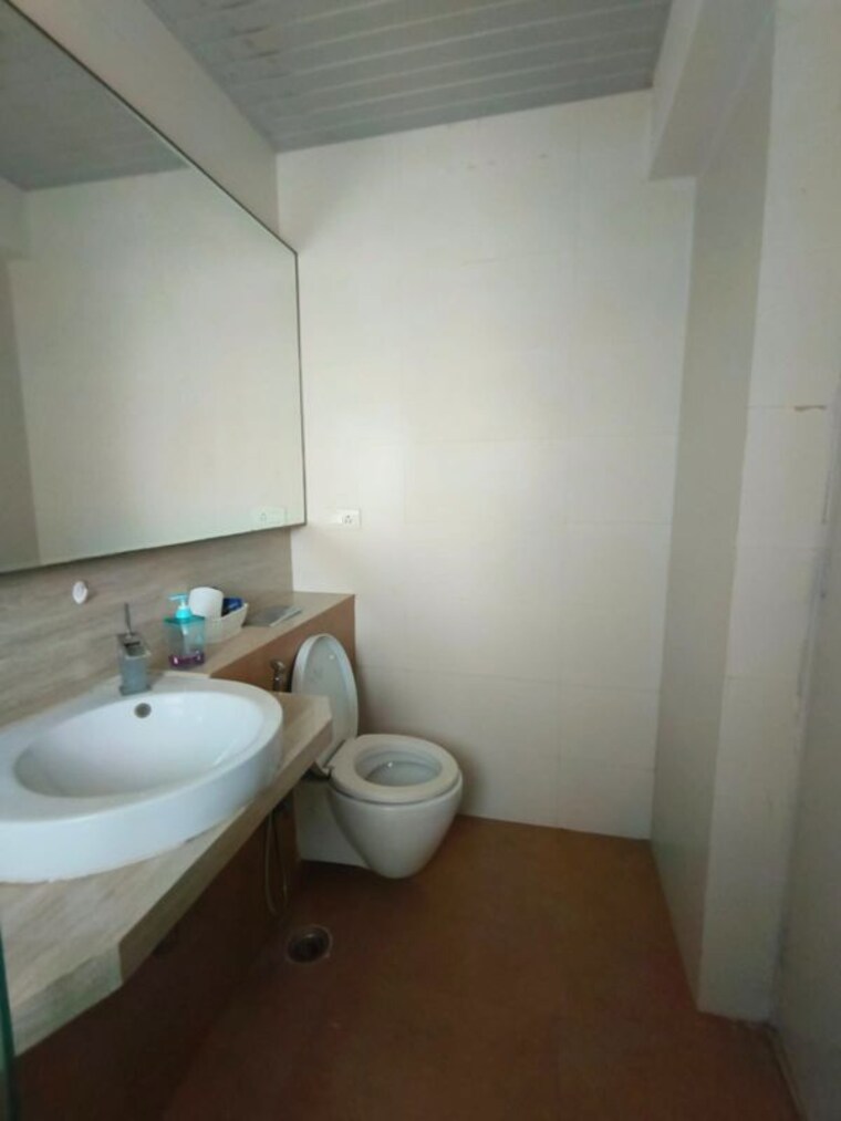Bathroom, radius-imperial-heights 3.5 Bedroom 1900 Sq.Ft. Apartment In Goregaon West Mumbai 10774615