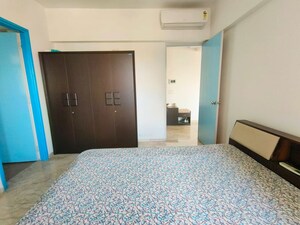 Bedroom in 3.5 BHK Apartment at Radius Imperial Heights, Goregaon West – for Rent