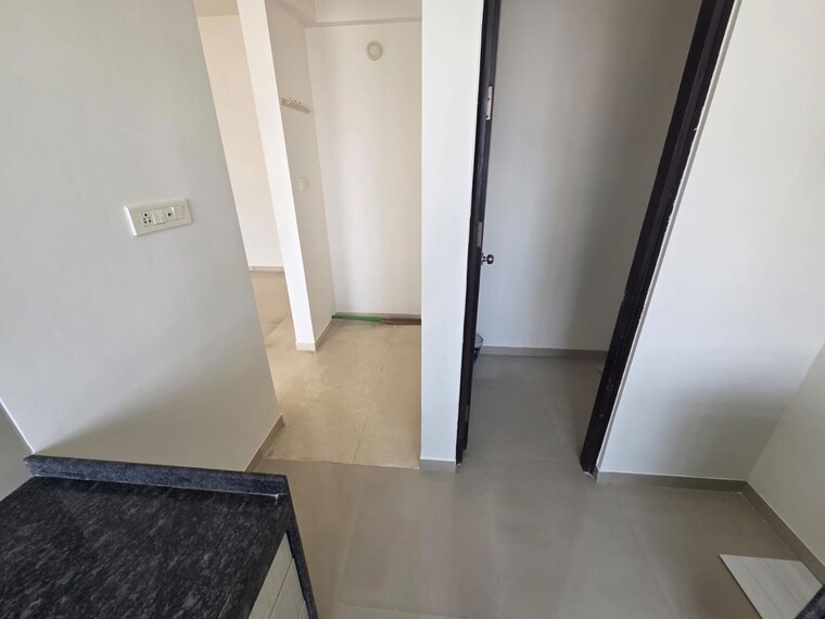 undefined, lodha-aurum-grande 2.5 Bedroom 950 Sq.Ft. Apartment In Kanjurmarg East Mumbai 10774625