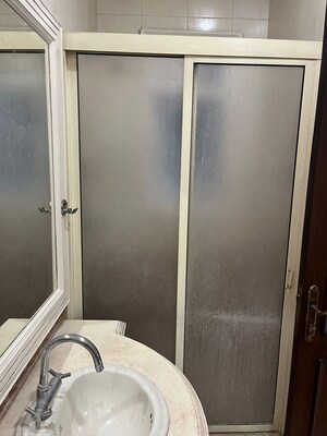 Building Lobby in 3 BHK Builder Floor at Green Park – for Rent