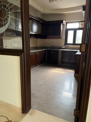 Kitchen in 3 BHK Builder Floor at Green Park – for Rent