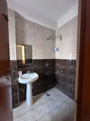 Bathroom in 3 BHK Builder Floor at Sushant Lok I – for Rent